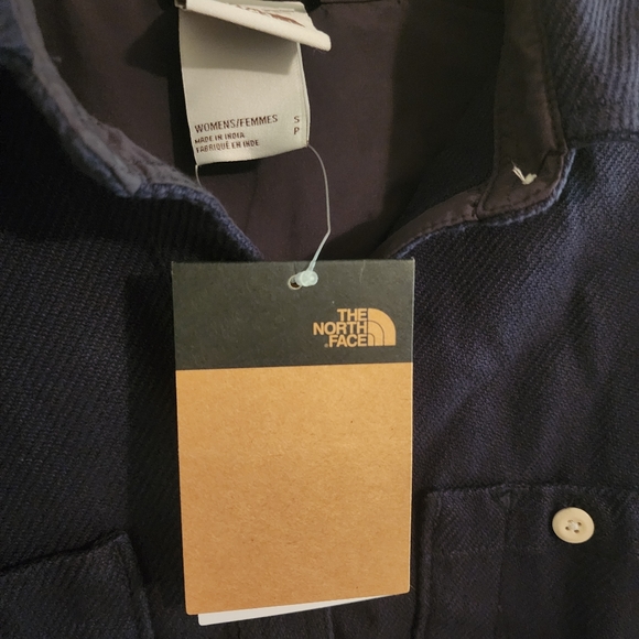 Women's The North Face Valley Twill Flannel Shirt - Picture 12 of 16